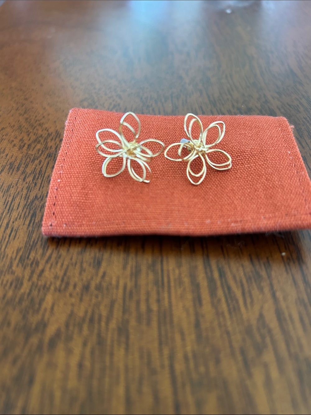 Gold Floral Wirework Stud Earrings - Women Jewelry